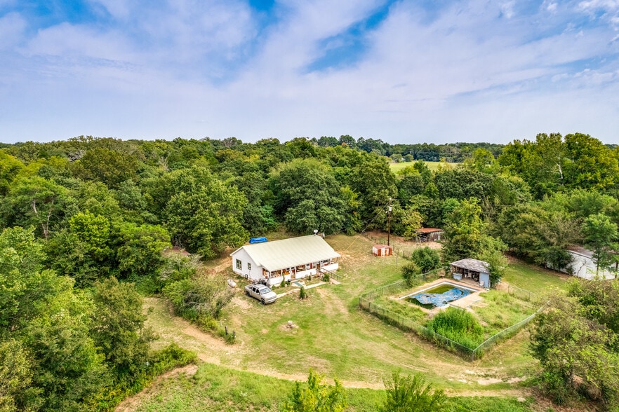 Primary Photo Of 1549 Starr Rd, Denison Land For Sale