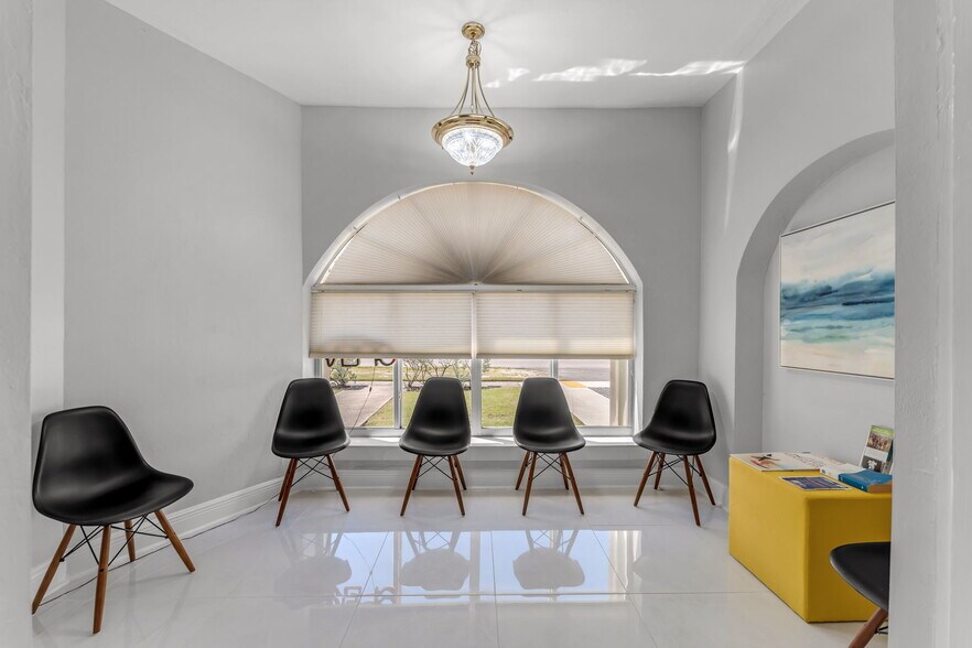 More Photos Of 97 NE 15th St, Homestead Coworking Space