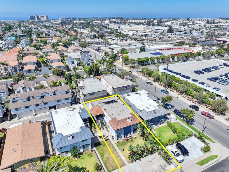 More Photos Of 203 Ogle St, Costa Mesa Multifamily For Sale