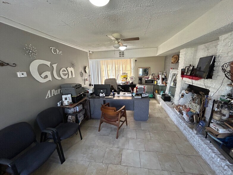 More Photos Of 5924 NW 10th St, Oklahoma City Apartments For Sale