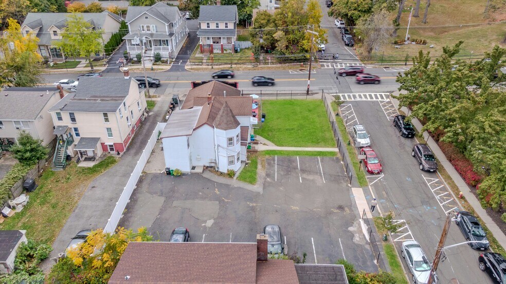 More Photos Of 169 Sickles Ave, Nyack Apartments For Sale