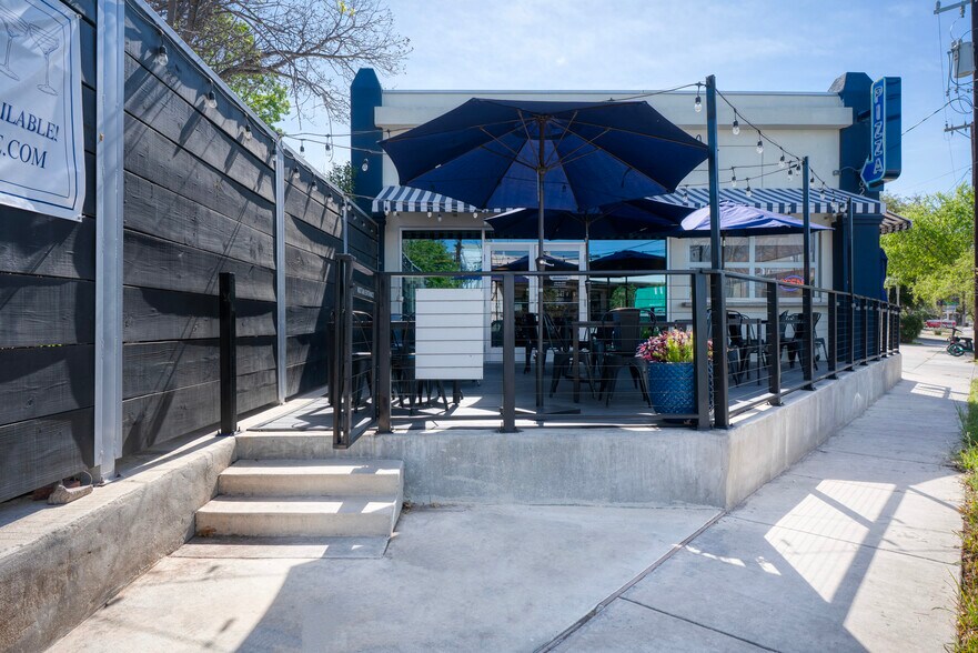 More Photos Of 620 S Presa St, San Antonio Restaurant For Sale