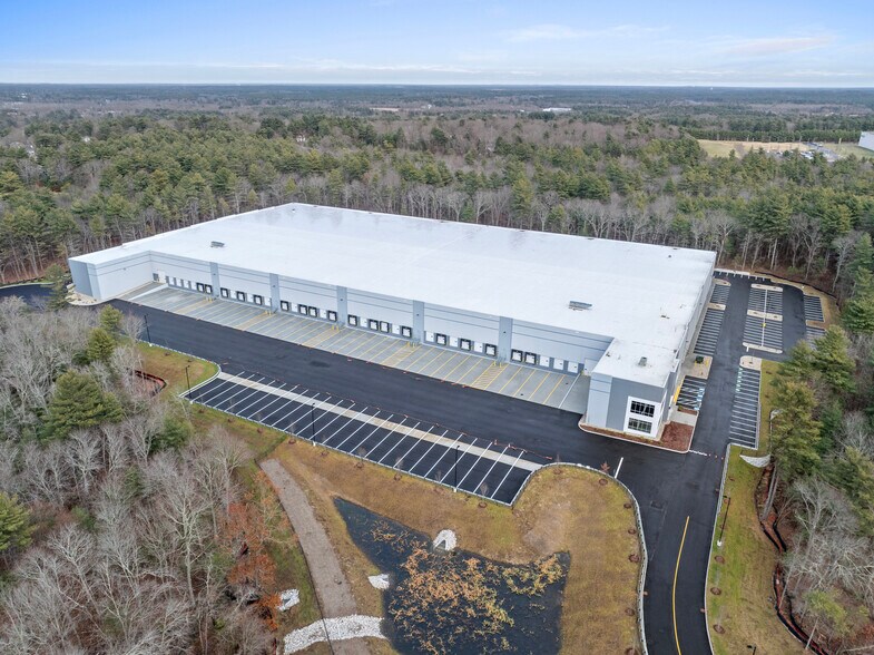 More Photos Of 150 Revolutionary Drive, East Taunton Warehouse For Lease