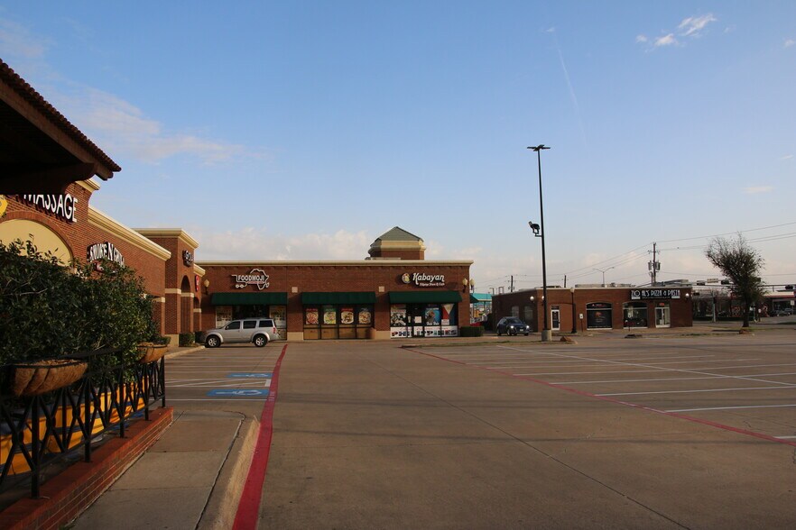 More Photos Of 19009 Preston Rd, Dallas Unknown For Lease