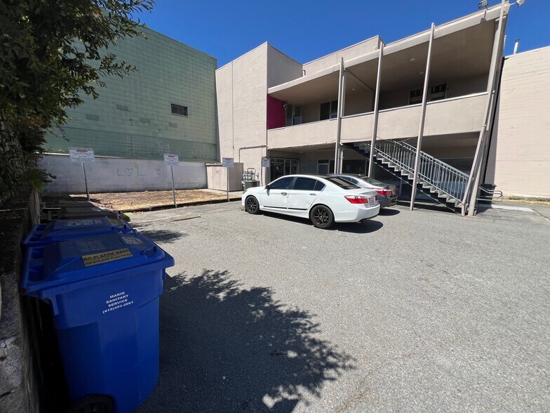 More Photos Of 1417 4th St, San Rafael Storefront For Lease