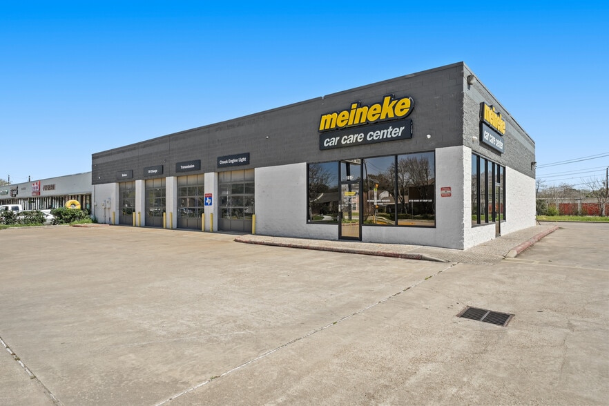 Primary Photo Of 2343 S Kirkwood Rd, Houston Auto Repair For Sale