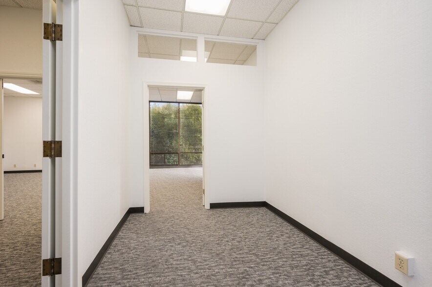 More Photos Of 11573 Los Osos Valley Rd, San Luis Obispo Office For Lease