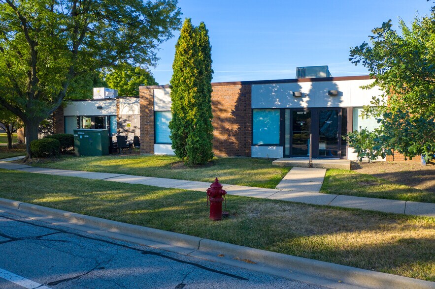 More Photos Of 865-909 E Wilmette Rd, Palatine Medical For Lease