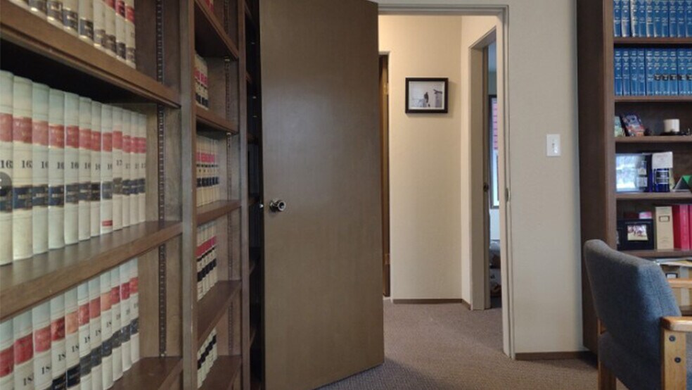 More Photos Of 215 Tacoma Ave S, Tacoma Office For Sale