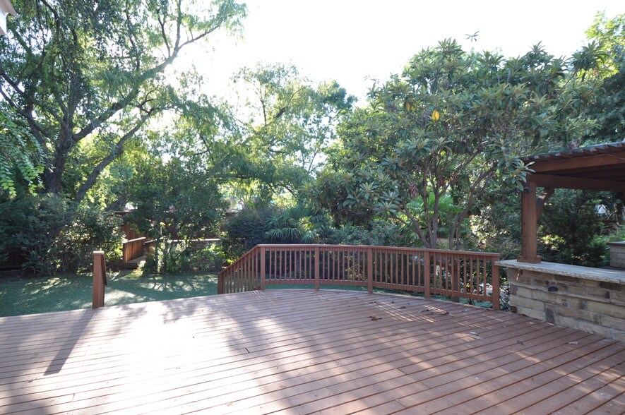 More Photos Of 8849 Carroll Cir, Frisco Freestanding For Lease