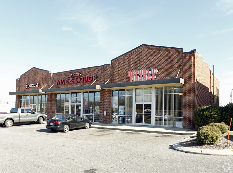 More Photos Of Airways & Stateline, Southaven Unknown For Lease