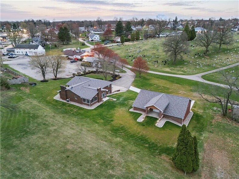 More Photos Of 180 Butler Rd, Saxonburg Restaurant For Sale