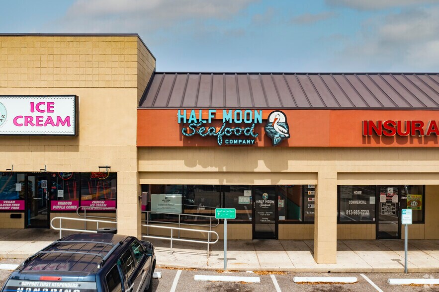 More Photos Of 5321 E Fowler Ave, Tampa General Retail For Lease