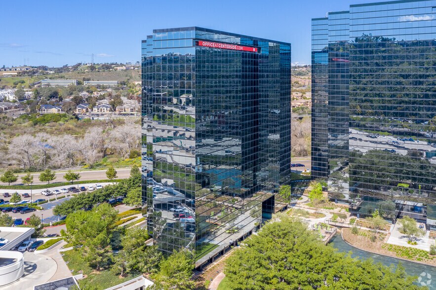 Primary Photo Of 3111 Camino del Rio N, San Diego Coworking Space