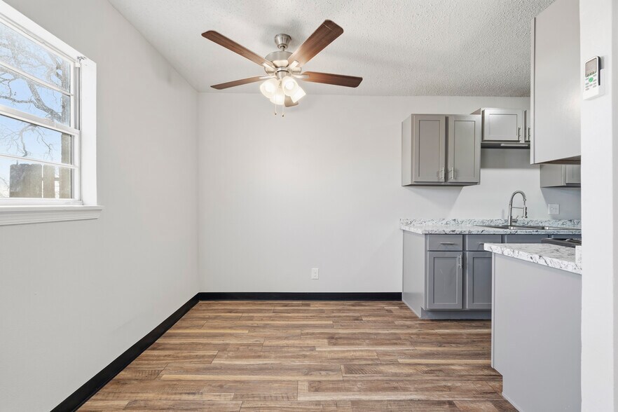 More Photos Of 1805 S Y St, Fort Smith Apartments For Sale