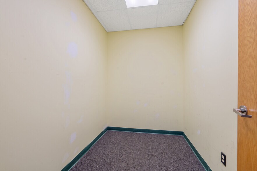 More Photos Of 344 W Genesee St, Syracuse Loft Creative Space For Lease