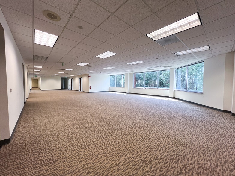 More Photos Of 3000 Rdu Center Dr, Morrisville Office For Sale
