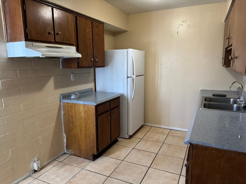 More Photos Of 5160 E Bellevue St, Tucson Apartments For Sale