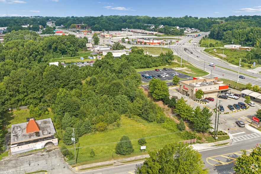More Photos Of 5922 Fairburn Rd, Douglasville Land For Sale