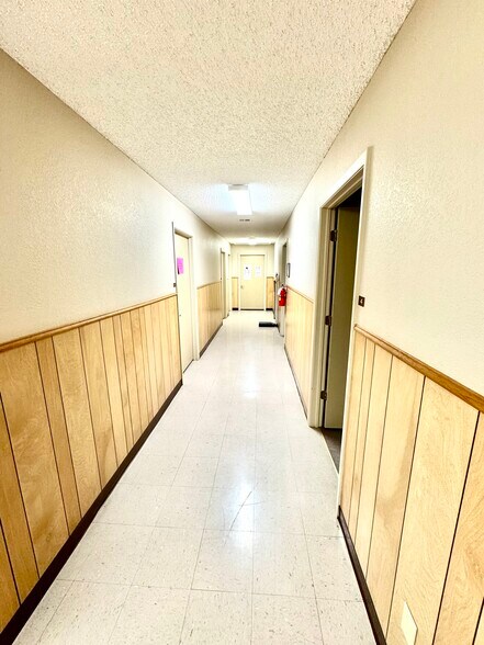 More Photos Of 101 Anthony Dr, Teague Medical For Sale