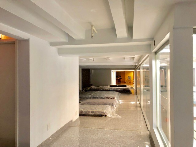 More Photos Of 9 N Wabash Ave, Chicago Loft Creative Space For Lease