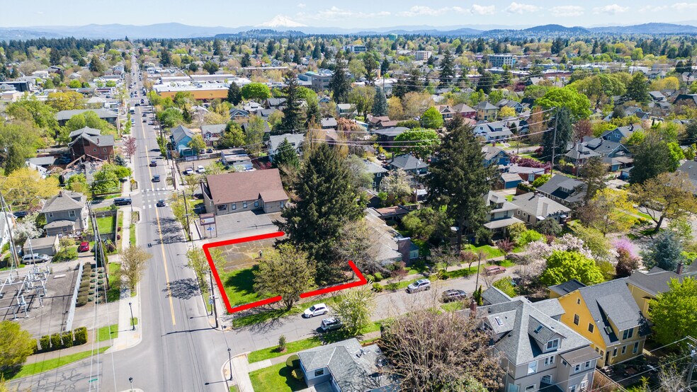 Primary Photo Of NE Killingsworth St @ Ne Cleveland Ave, Portland Land For Sale