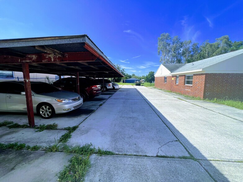 390 W Haines Blvd, Lake Alfred, FL 33850 Multifamily For Sale