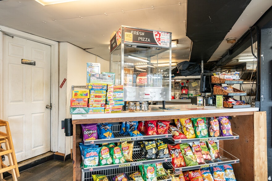 More Photos Of 65 Henry Law Ave, Dover Restaurant For Sale