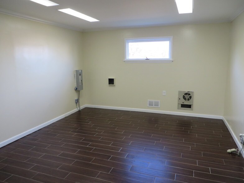 More Photos Of 286 E Main St, Somerville Medical For Lease