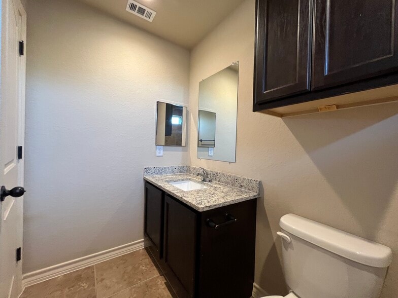 More Photos Of 13903 Annas Way, San Antonio Apartments For Sale