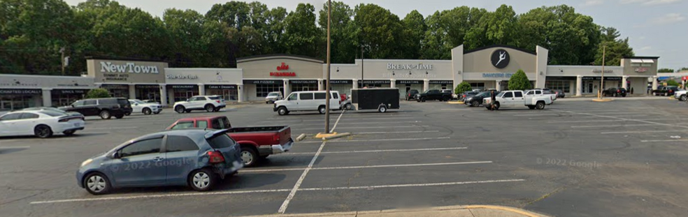 Primary Photo Of 416-420 Jonestown Rd, Winston-Salem Unknown For Lease