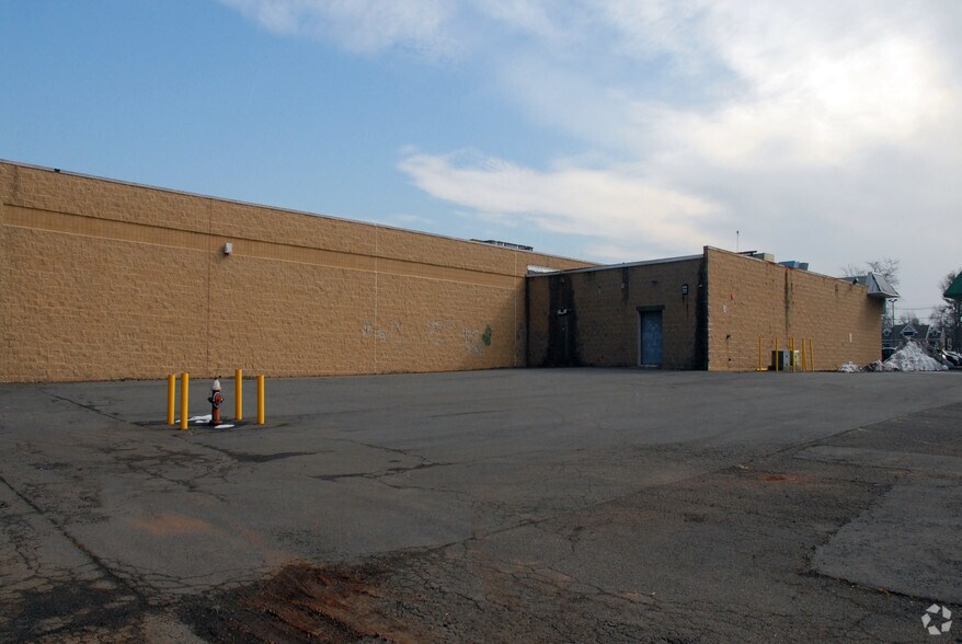 More Photos Of 256 Hwy 206 S, Hillsborough General Retail For Lease