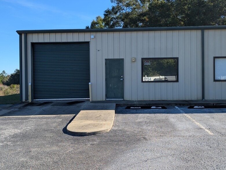 Primary Photo Of 4646 Parkmore Plaza Dr, Milton Self Storage For Lease