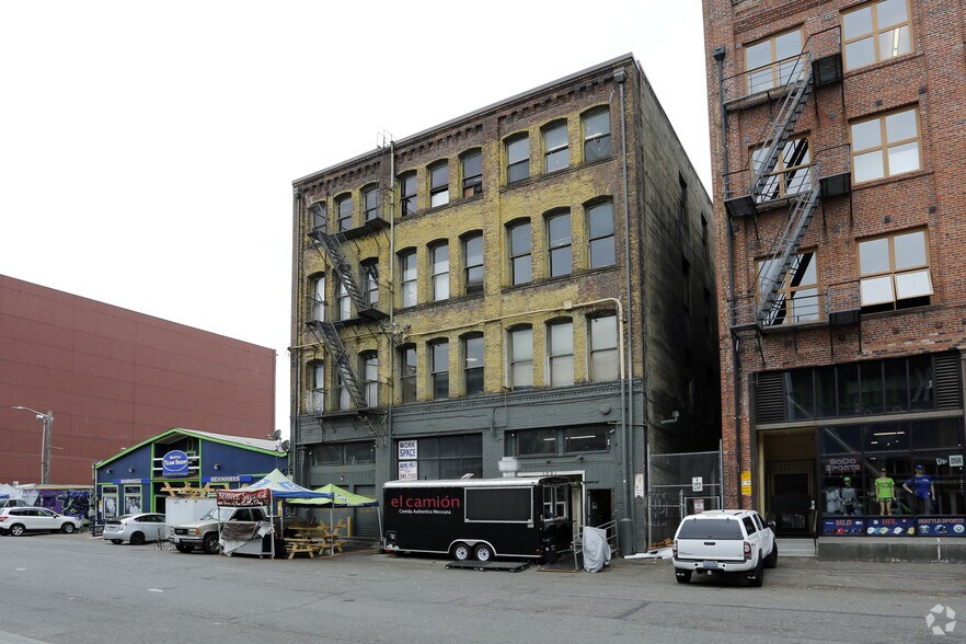 More Photos Of 1020-1022 1st Ave S, Seattle Light Manufacturing For Lease