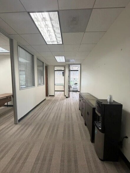 More Photos Of 4 Corporate Plaza Dr, Newport Beach Office For Lease
