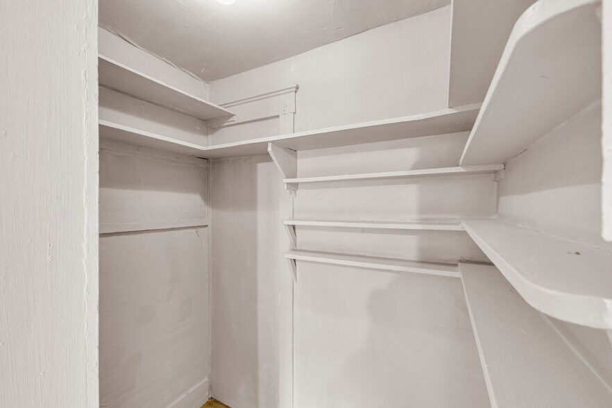 More Photos Of 409 W Broad St, Tamaqua Apartments For Sale