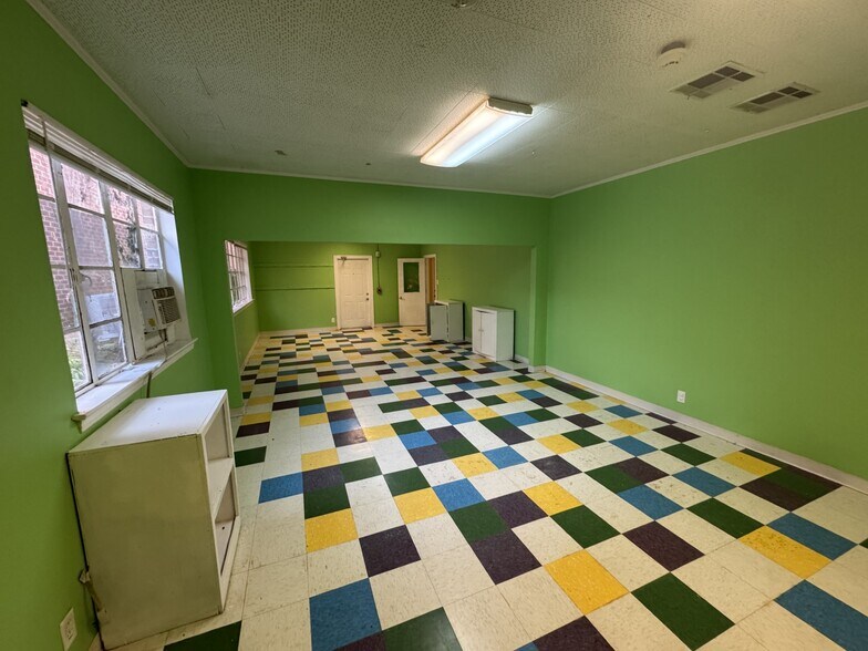 More Photos Of 1255 Camelia Ave, Baker Specialty For Sale