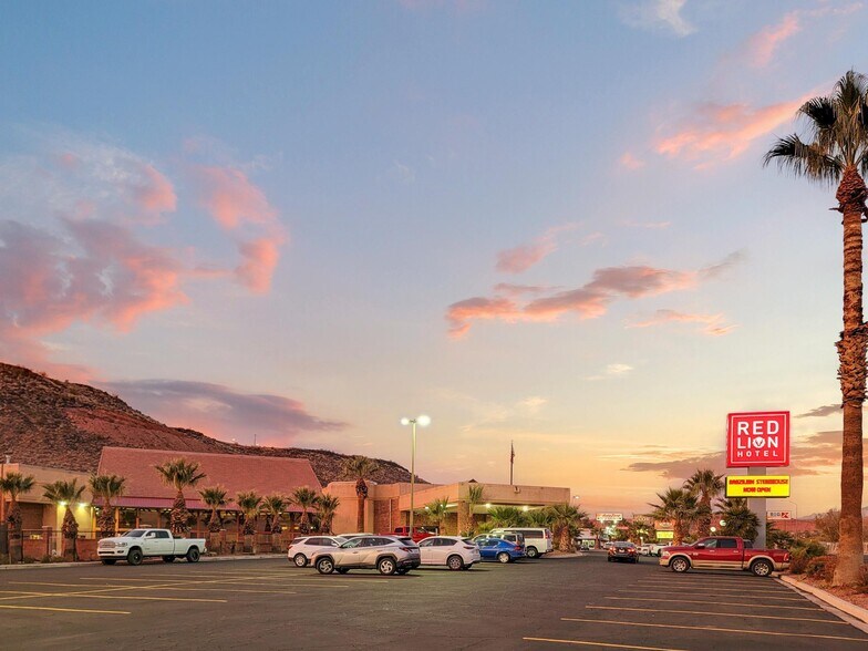 More Photos Of 850 S Bluff St, St George Hotel For Sale
