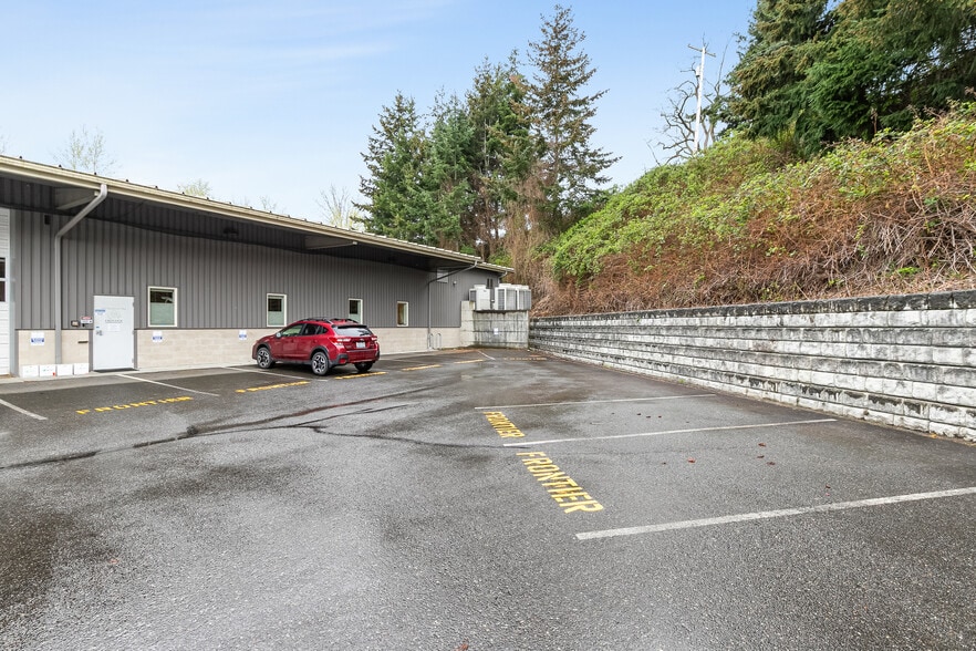 More Photos Of 905 Squalicum Way, Bellingham Flex For Sale