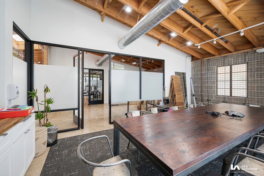 More Photos Of 420 Grand Ave, Long Beach Loft Creative Space For Lease