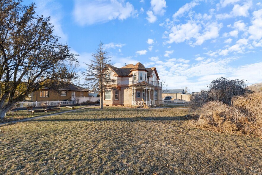 More Photos Of 305 N Main St, Nephi Office Residential For Sale