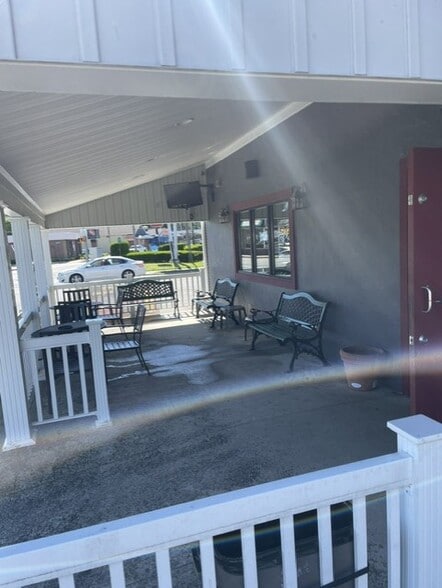 More Photos Of 300 Carew St, Chicopee Restaurant For Sale