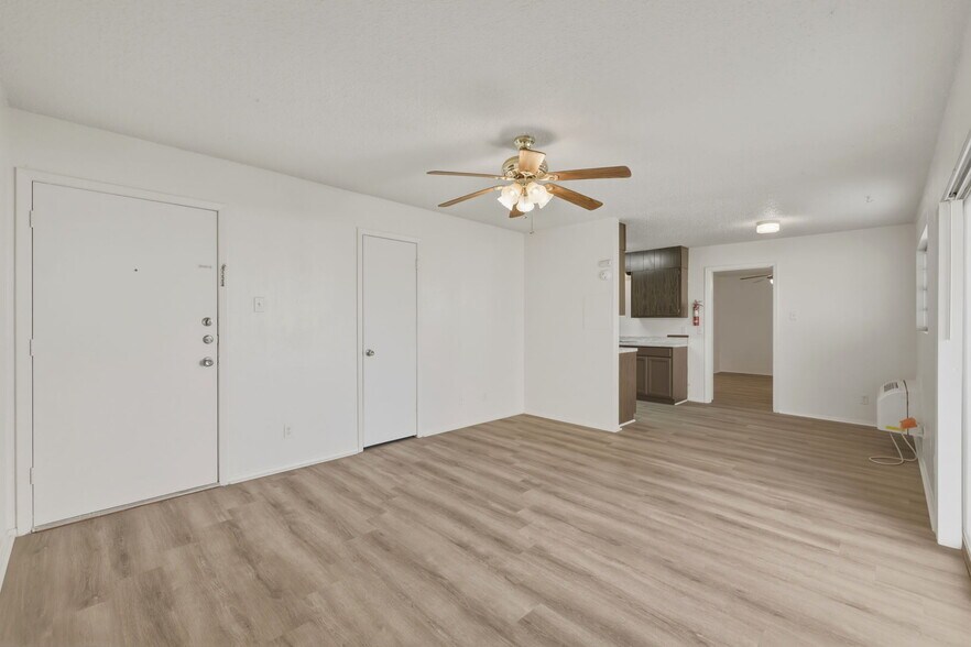 More Photos Of 1728 Pulliam St, San Angelo Apartments For Sale