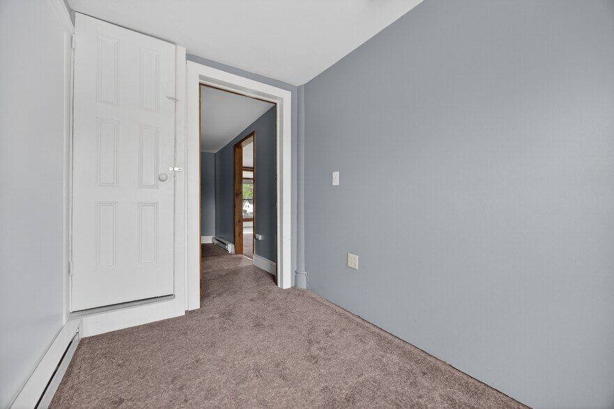 More Photos Of 464 Main St, New Milford Storefront Retail Office For Sale