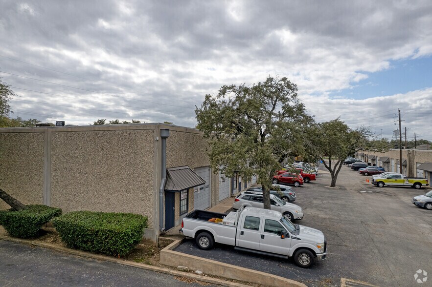 More Photos Of 7212 Mcneil Dr, Austin Unknown For Lease