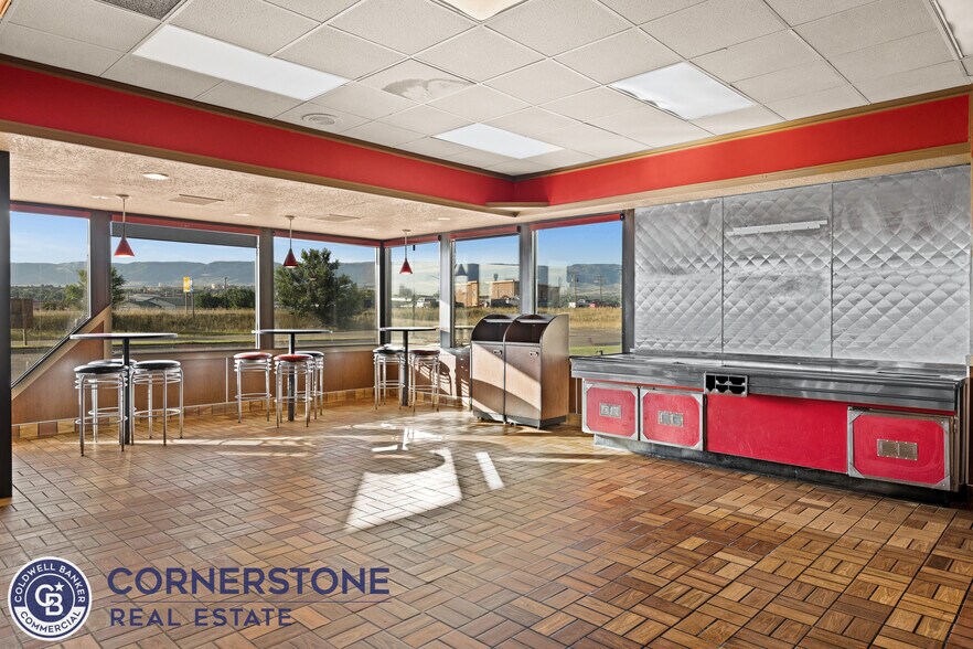 More Photos Of 900 Pronghorn St, Casper Restaurant For Sale
