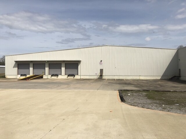 More Photos Of 16481 Sawmill Rd, Moundville Warehouse For Lease