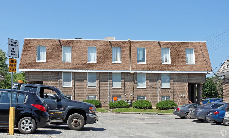 More Photos Of 5871 Highway 7 E, Markham Office For Lease
