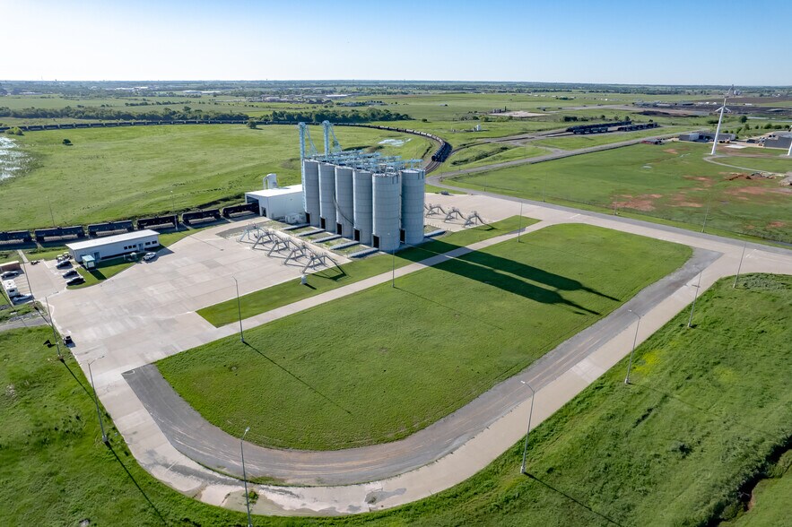 More Photos Of Evans Rd & OK-66, El Reno Unknown For Lease