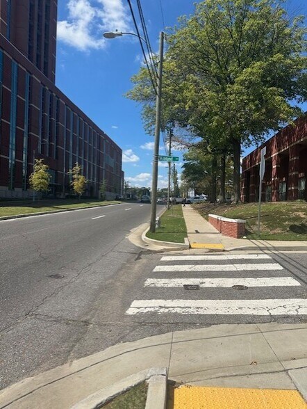 More Photos Of 882 Poplar Ave, Memphis Land For Sale